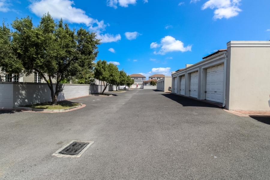 2 Bedroom Property for Sale in Parklands Western Cape